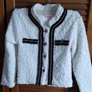 Girls size 4  white and black sweater